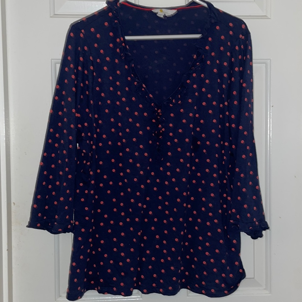 Boden ruffled v neck tee 18
